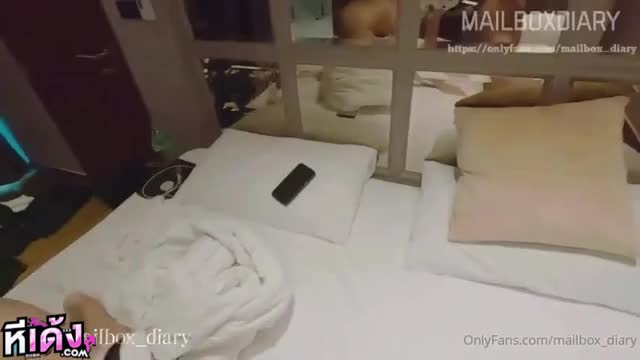 คลิปหลุดโอลี่แฟน mailbox_diary น้องเมลชวนรุ่นน้องมาดูเน็ตฟลิกซ์แต่หนังไม่สนุกเท่าพี่เมลหรอก